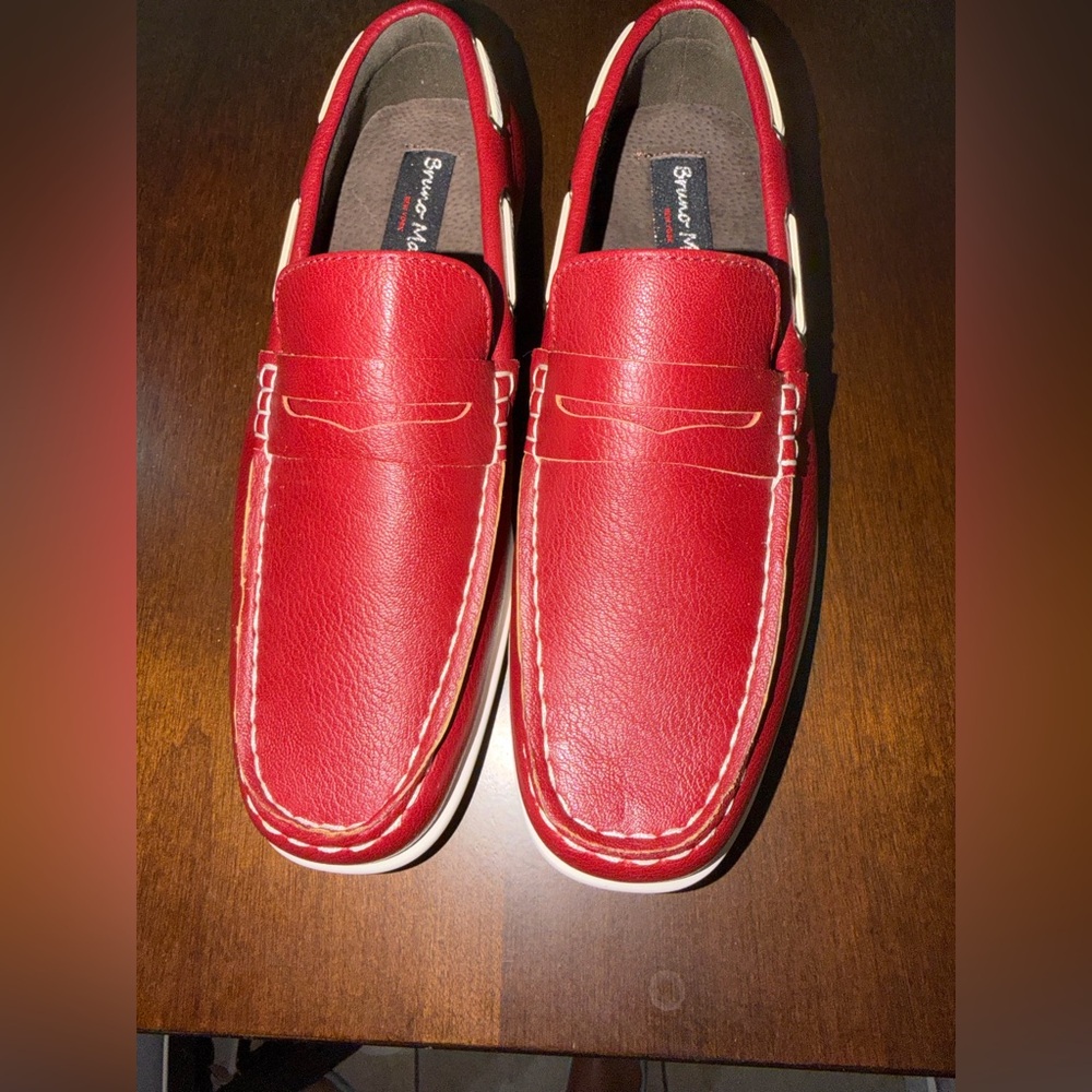 Bruno Marc Men’s Red Loafers Size 6.5 Slip-On Casual Shoes NWOB